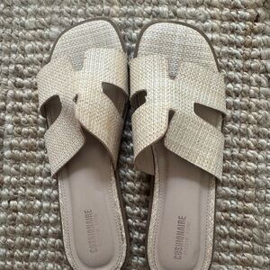 Women's Tan Slide Sandals